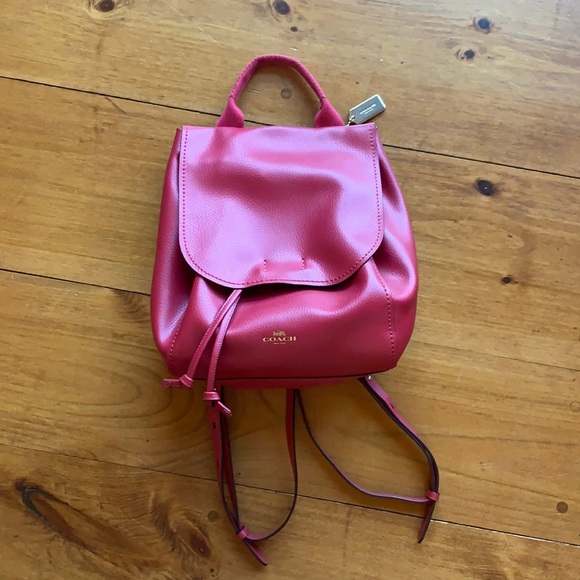 Red coach drawstring backpack w versatile straps - Picture 1 of 5